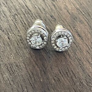 Silver 925 Crystal Halo Stud Earrings - Clear
